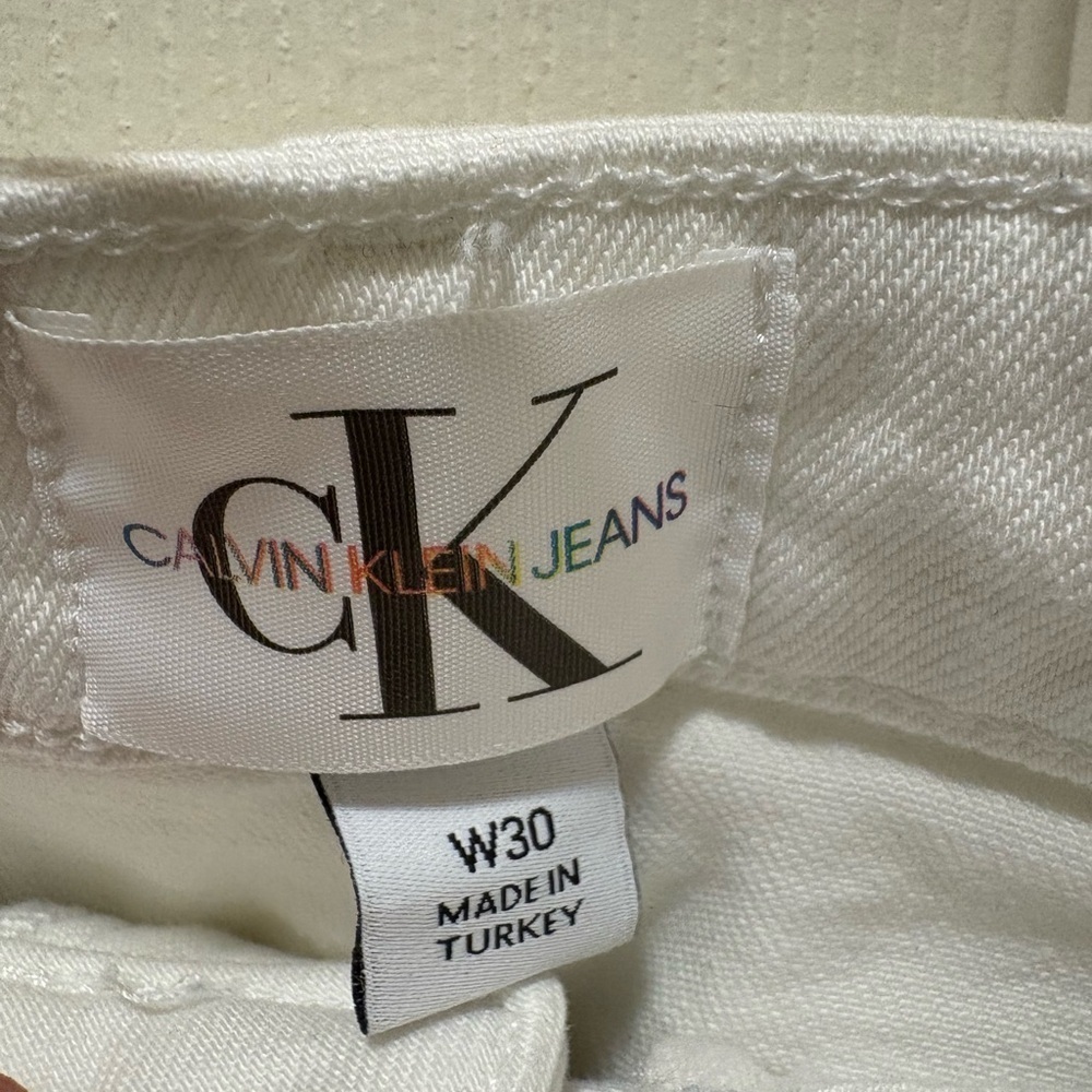 Calvin Klein Jeans Pride Collection High Rise White Denim Mini Skirt – W30 - Picture 6 of 15